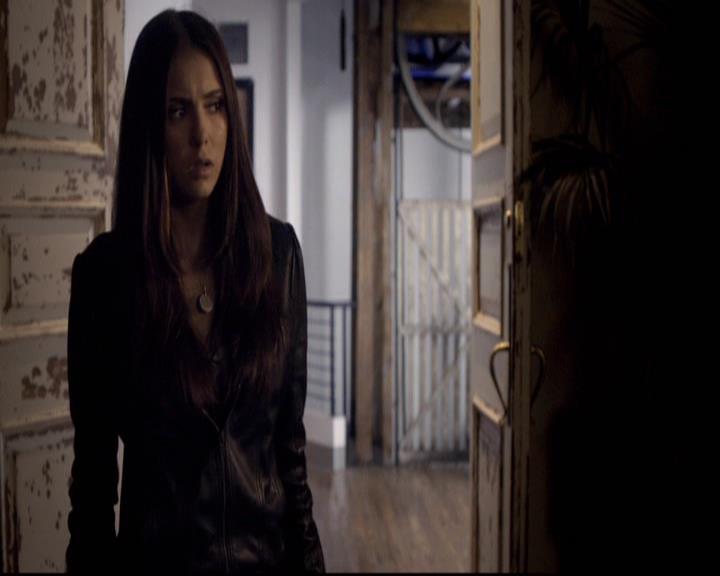 VampireDiariesWorld-dot-org_2x10TheSacrifce0698.jpg