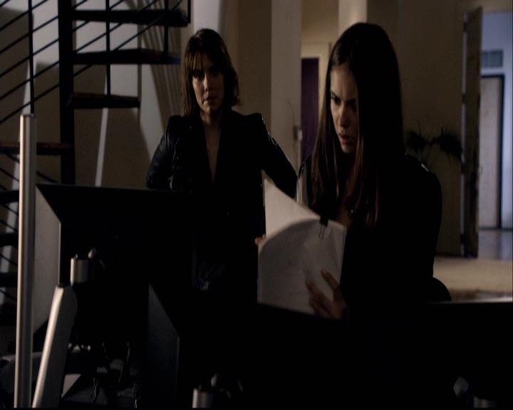 VampireDiariesWorld-dot-org_2x10TheSacrifce0728.jpg