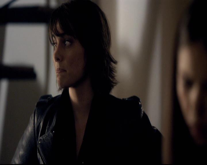 VampireDiariesWorld-dot-org_2x10TheSacrifce0732.jpg