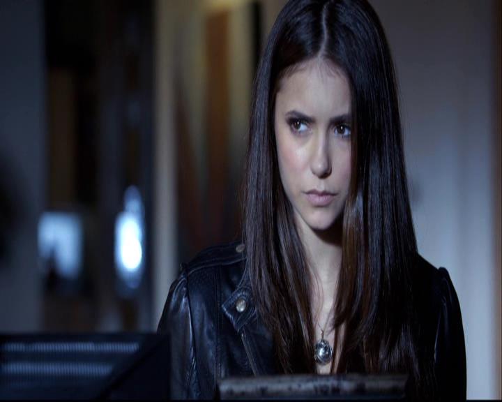 VampireDiariesWorld-dot-org_2x10TheSacrifce0753.jpg