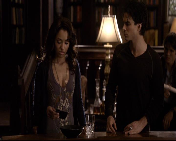 VampireDiariesWorld-dot-org_2x10TheSacrifce0797.jpg