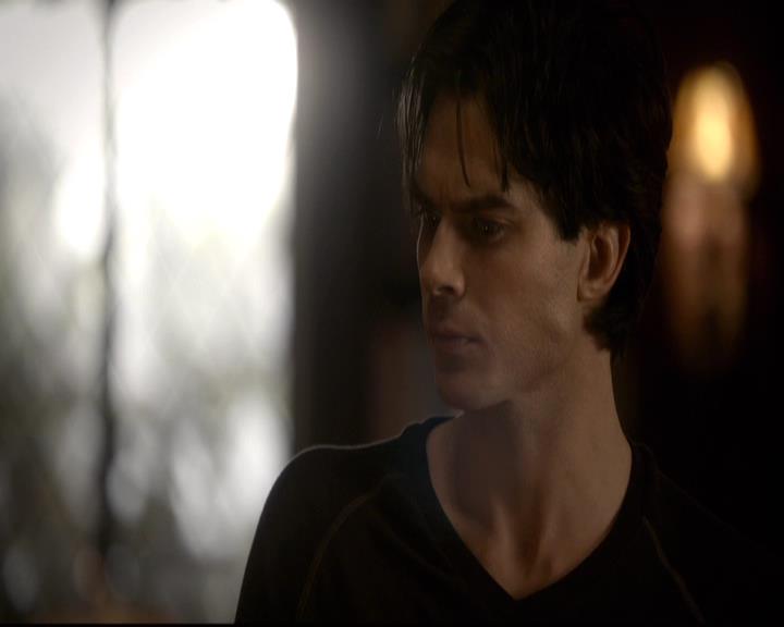 VampireDiariesWorld-dot-org_2x10TheSacrifce0834.jpg