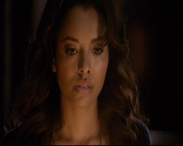 VampireDiariesWorld-dot-org_2x10TheSacrifce0835.jpg