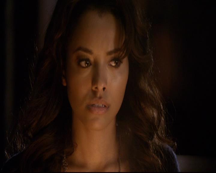 VampireDiariesWorld-dot-org_2x10TheSacrifce0836.jpg