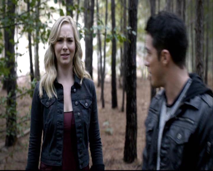 VampireDiariesWorld-dot-org_2x10TheSacrifce0869.jpg