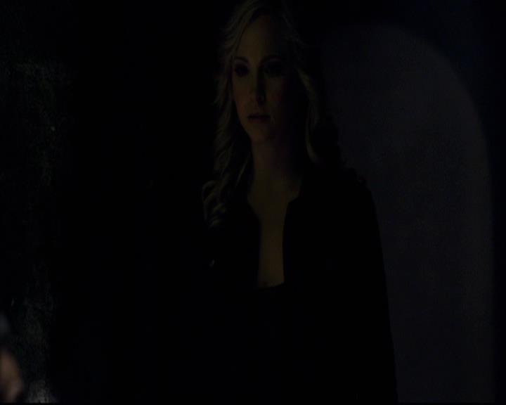 VampireDiariesWorld-dot-org_2x10TheSacrifce0889.jpg