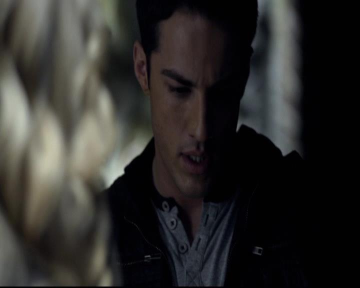 VampireDiariesWorld-dot-org_2x10TheSacrifce0947.jpg