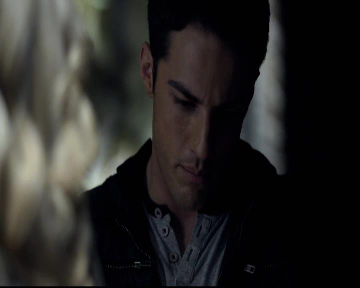 VampireDiariesWorld-dot-org_2x10TheSacrifce0948.jpg