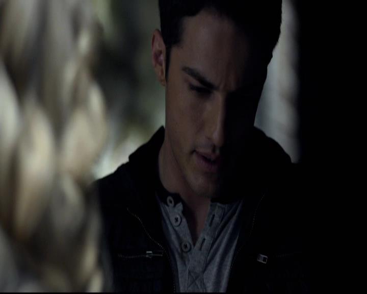 VampireDiariesWorld-dot-org_2x10TheSacrifce0949.jpg