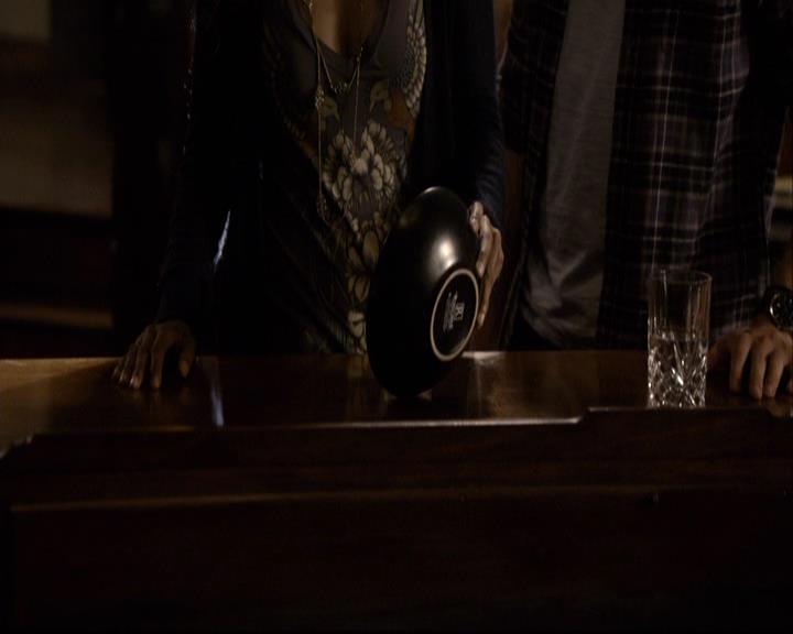 VampireDiariesWorld-dot-org_2x10TheSacrifce0983.jpg