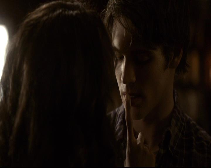 VampireDiariesWorld-dot-org_2x10TheSacrifce1003.jpg