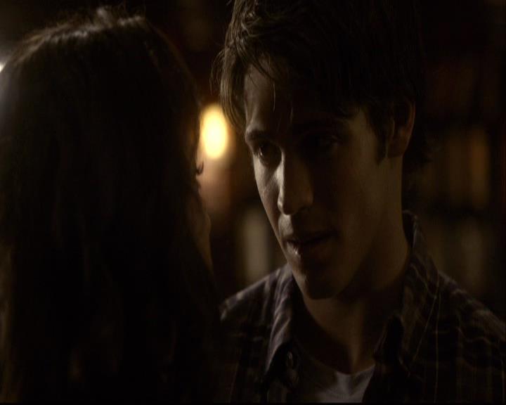 VampireDiariesWorld-dot-org_2x10TheSacrifce1008.jpg