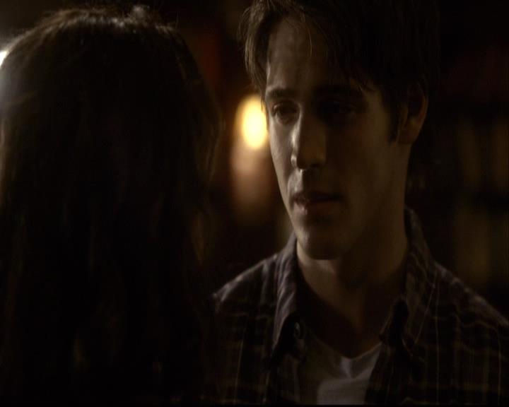 VampireDiariesWorld-dot-org_2x10TheSacrifce1011.jpg