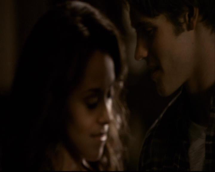 VampireDiariesWorld-dot-org_2x10TheSacrifce1028.jpg