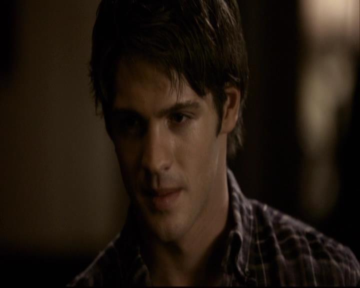 VampireDiariesWorld-dot-org_2x10TheSacrifce1030.jpg