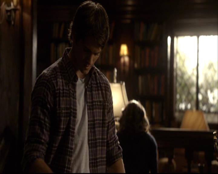 VampireDiariesWorld-dot-org_2x10TheSacrifce1035.jpg