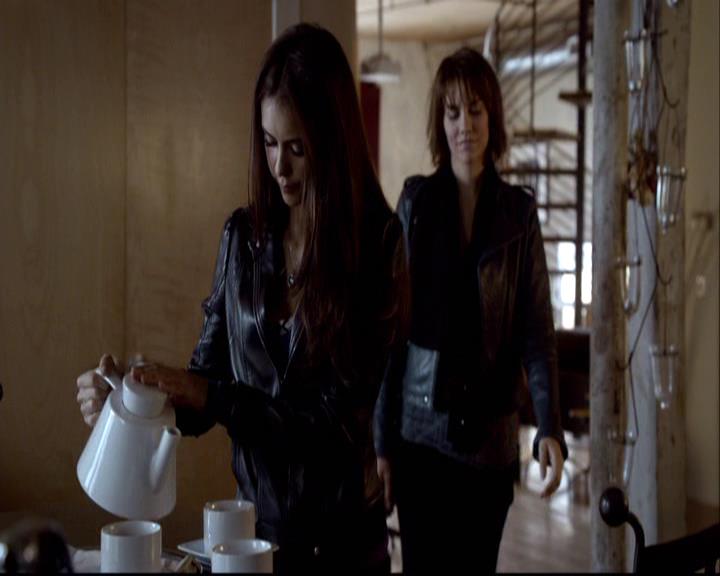 VampireDiariesWorld-dot-org_2x10TheSacrifce1048.jpg