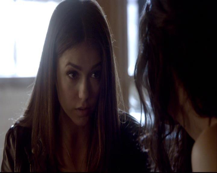 VampireDiariesWorld-dot-org_2x10TheSacrifce1106.jpg