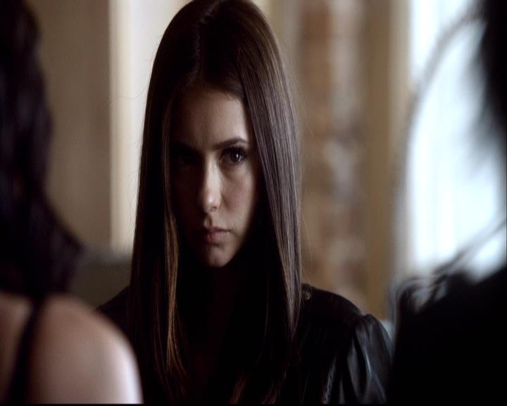 VampireDiariesWorld-dot-org_2x10TheSacrifce1206.jpg