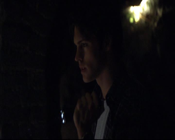 VampireDiariesWorld-dot-org_2x10TheSacrifce1265.jpg