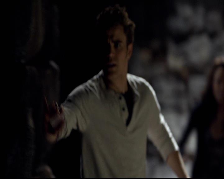 VampireDiariesWorld-dot-org_2x10TheSacrifce1312.jpg