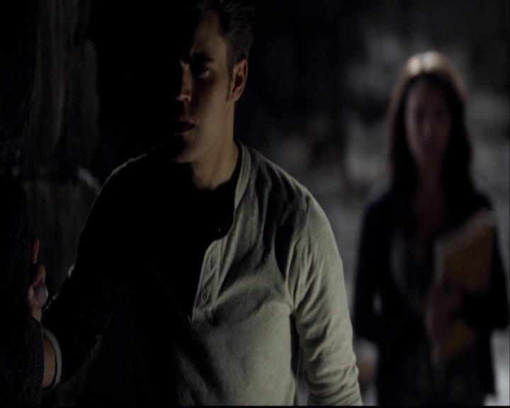 VampireDiariesWorld-dot-org_2x10TheSacrifce1317.jpg