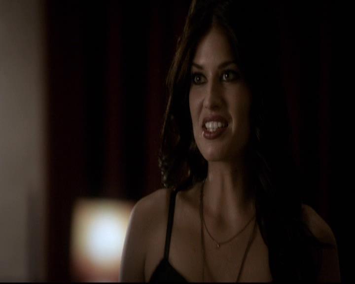 VampireDiariesWorld-dot-org_2x10TheSacrifce1587.jpg