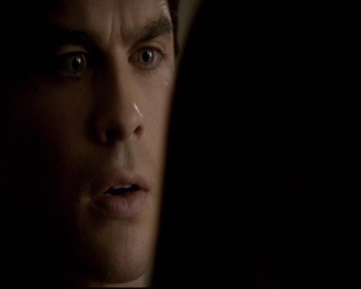 VampireDiariesWorld-dot-org_2x10TheSacrifce1601.jpg