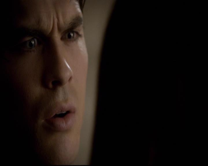 VampireDiariesWorld-dot-org_2x10TheSacrifce1605.jpg