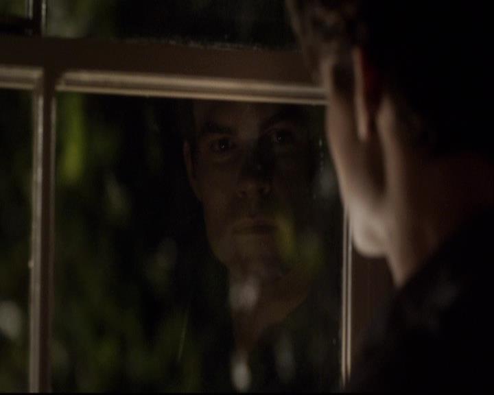 VampireDiariesWorld-dot-org_2x10TheSacrifce1948.jpg