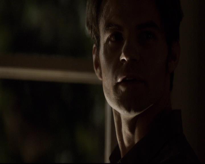 VampireDiariesWorld-dot-org_2x10TheSacrifce1981.jpg