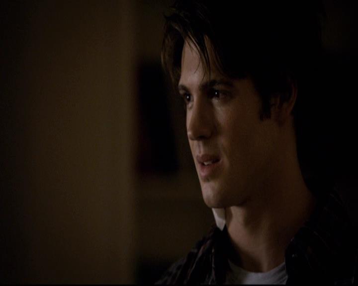 VampireDiariesWorld-dot-org_2x10TheSacrifce2020.jpg