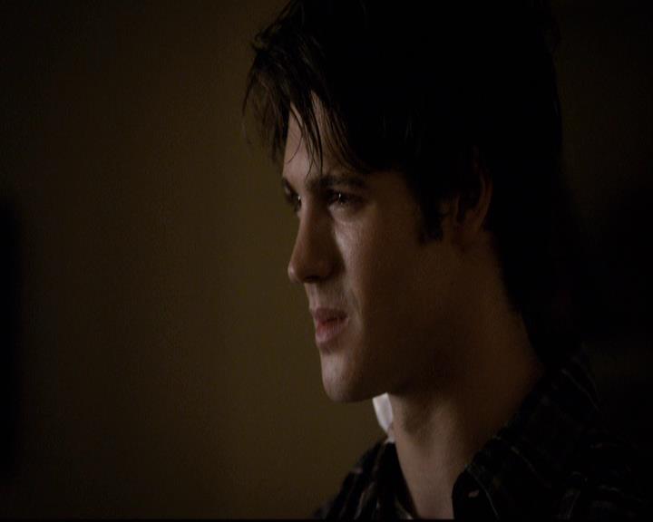 VampireDiariesWorld-dot-org_2x10TheSacrifce2034.jpg