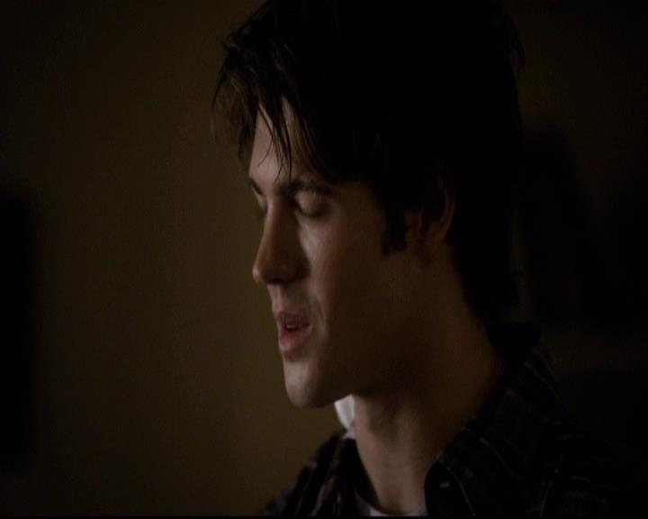 VampireDiariesWorld-dot-org_2x10TheSacrifce2035.jpg