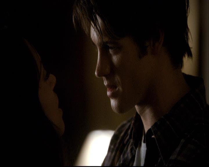 VampireDiariesWorld-dot-org_2x10TheSacrifce2057.jpg