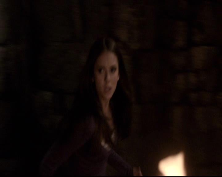 VampireDiariesWorld-dot-org_2x10TheSacrifce2121.jpg