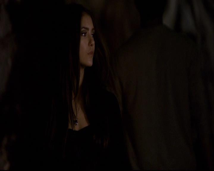 VampireDiariesWorld-dot-org_2x10TheSacrifce2218.jpg