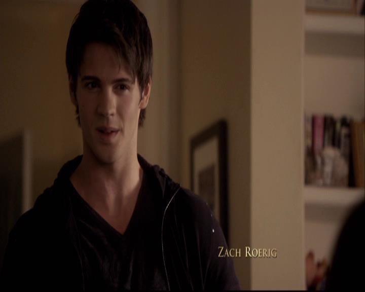 VampireDiariesWorld-dot-org_2x11ByTheLightOfTheMoon0120.jpg