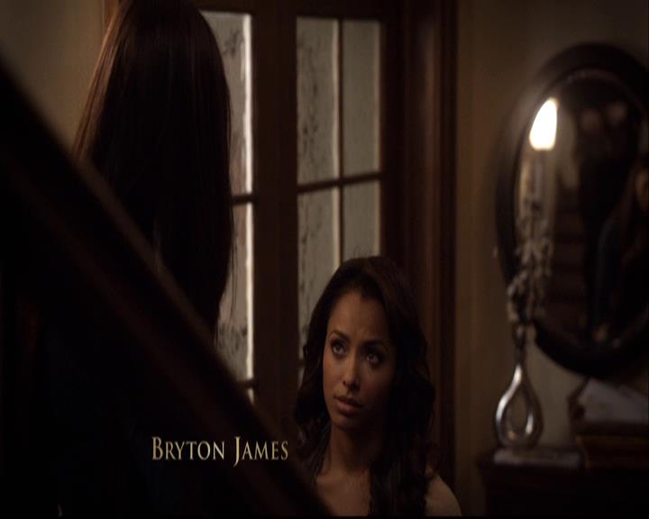 VampireDiariesWorld-dot-org_2x11ByTheLightOfTheMoon0155.jpg