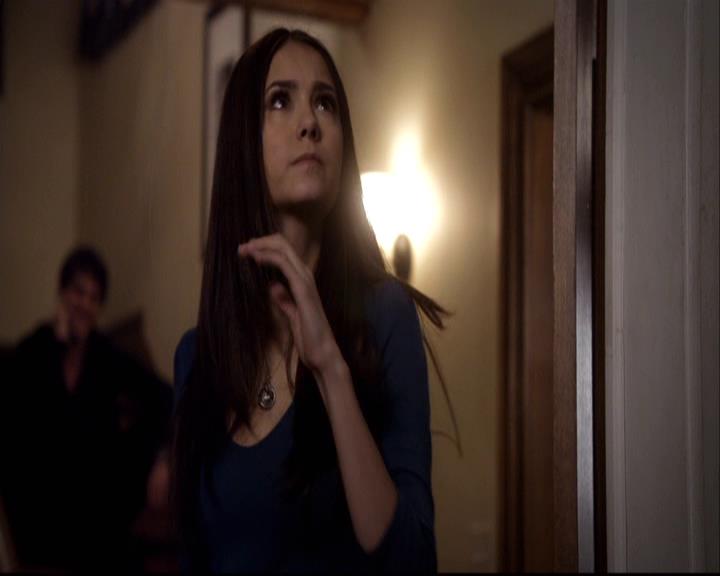 VampireDiariesWorld-dot-org_2x11ByTheLightOfTheMoon0190.jpg