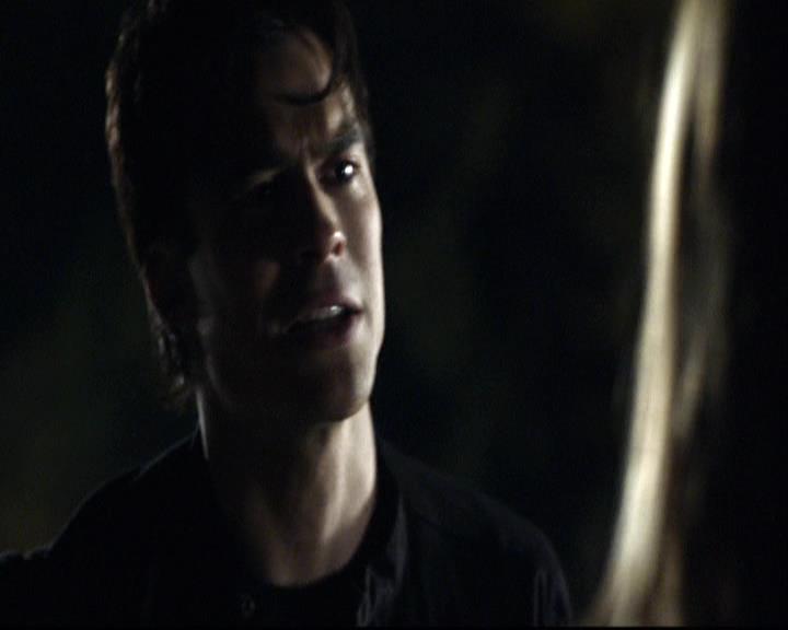 VampireDiariesWorld-dot-org_2x12TheDecent2239.jpg