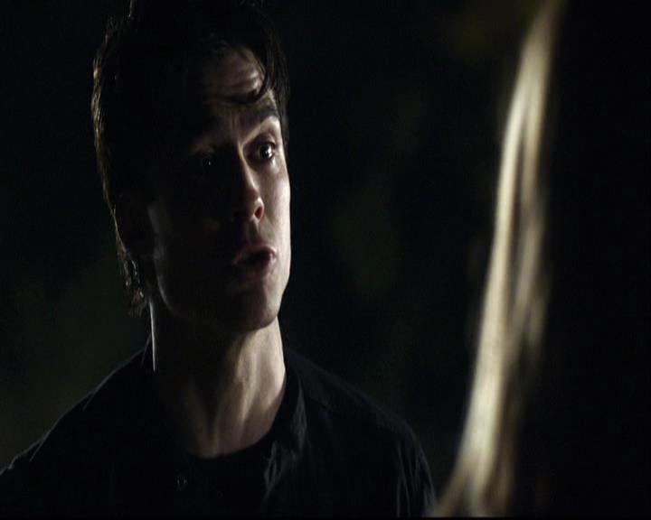 VampireDiariesWorld-dot-org_2x12TheDecent2247.jpg