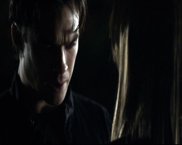 VampireDiariesWorld-dot-org_2x12TheDecent2257.jpg