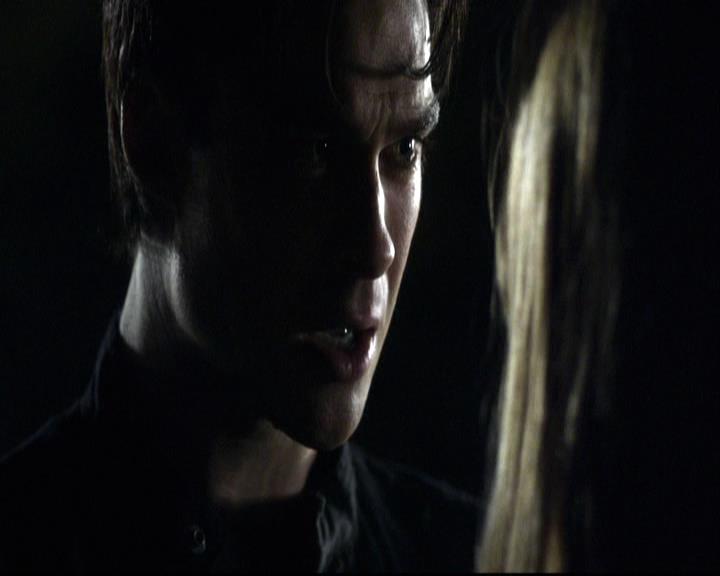 VampireDiariesWorld-dot-org_2x12TheDecent2262.jpg