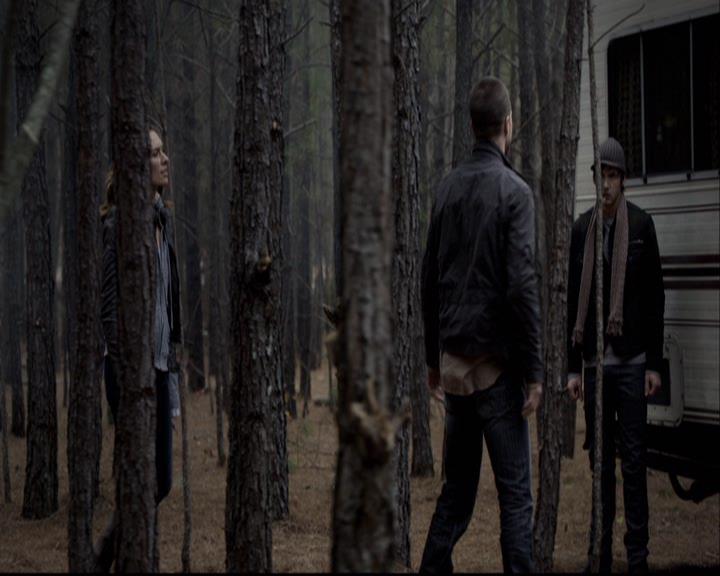 VampireDiariesWorld-dot-org_2x14CryingWolf0024.jpg