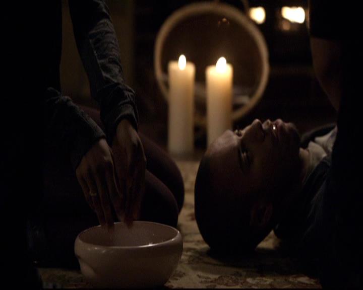 VampireDiariesWorld-dot-org_2x14CryingWolf1078.jpg