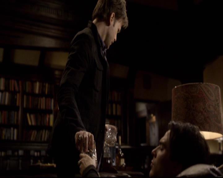 VampireDiariesWorld-dot-org_2x14CryingWolf1097.jpg