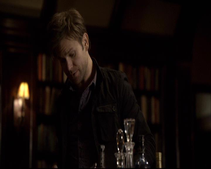 VampireDiariesWorld-dot-org_2x14CryingWolf1104.jpg