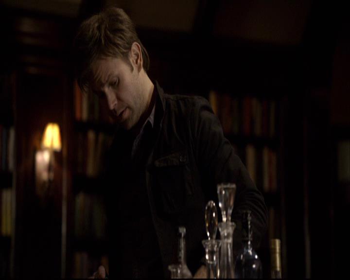 VampireDiariesWorld-dot-org_2x14CryingWolf1105.jpg