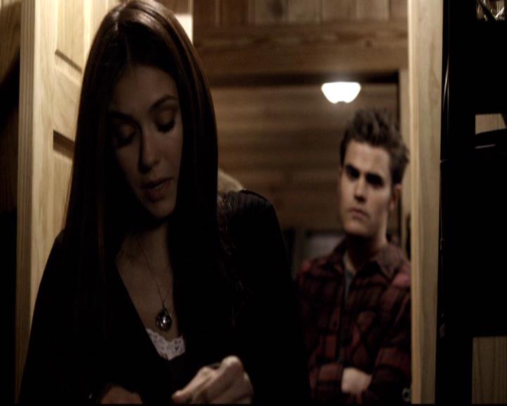 VampireDiariesWorld-dot-org_2x14CryingWolf1197.jpg